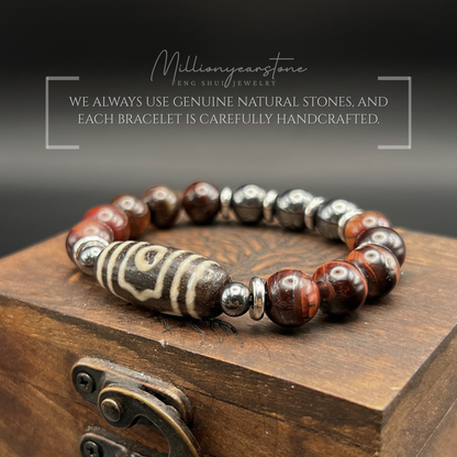 Tibetan Feng shui bracelet - Red Tiger's eye 10mm with Three Eye Dzi charm