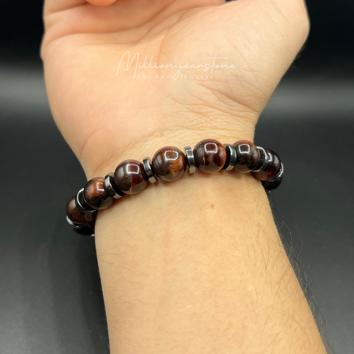 Red Tiger's Eye bracelet - Hematite spacer - 10mm